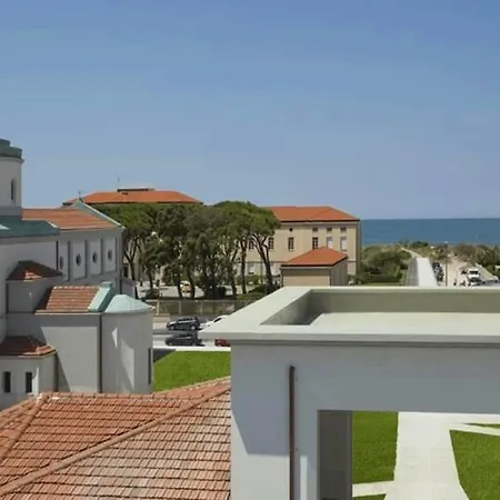 Appartamento Eliopoli, Toscana, Calambrone, Italy *